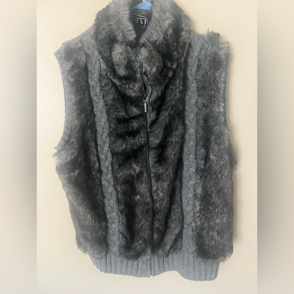 Keren Hart faux fur gray sweater vest X Large